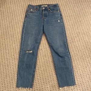 Levi’s wedgie ankle jeans size 25
